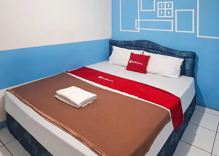 RedDoorz Plus At Sisingamangaraja Prawirotaman
